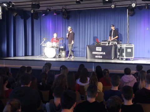Schoolvoorstelling Behind The Beat